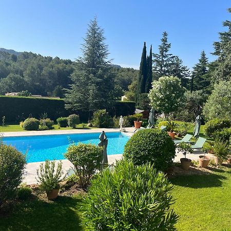 Le Clos Serein Le Beausset Esterno foto