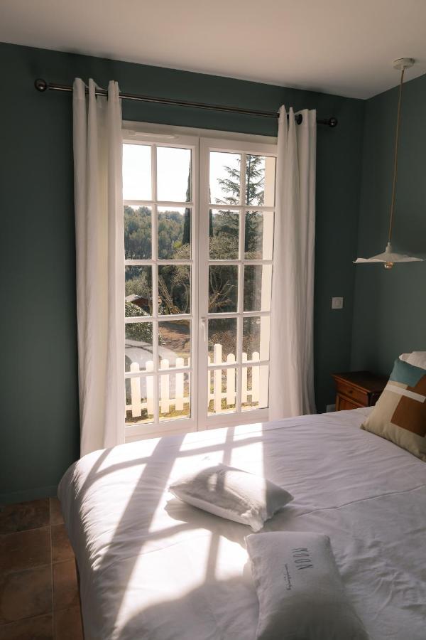 Le Clos Serein Le Beausset Esterno foto
