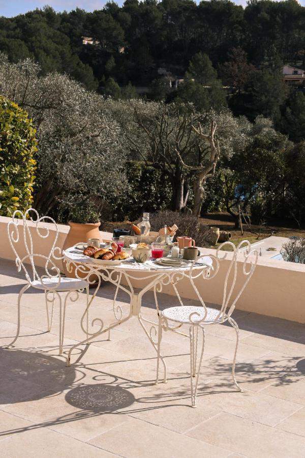 Le Clos Serein Le Beausset Esterno foto