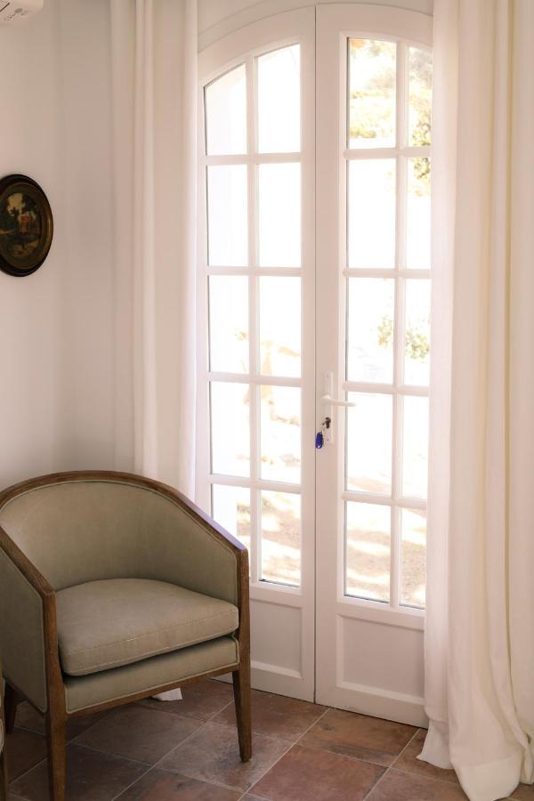 Le Clos Serein Le Beausset Esterno foto