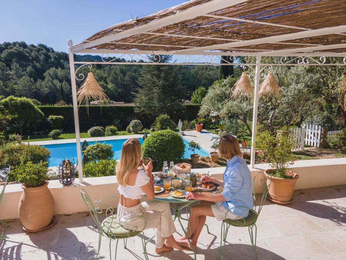 Le Clos Serein Le Beausset Esterno foto