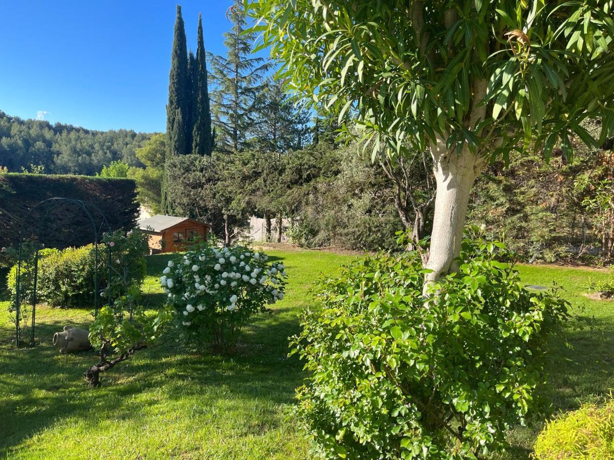 Le Clos Serein Le Beausset Esterno foto